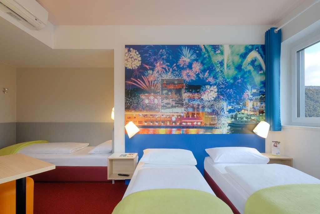 Boardinghouse Heidelberg Hotel Room photo